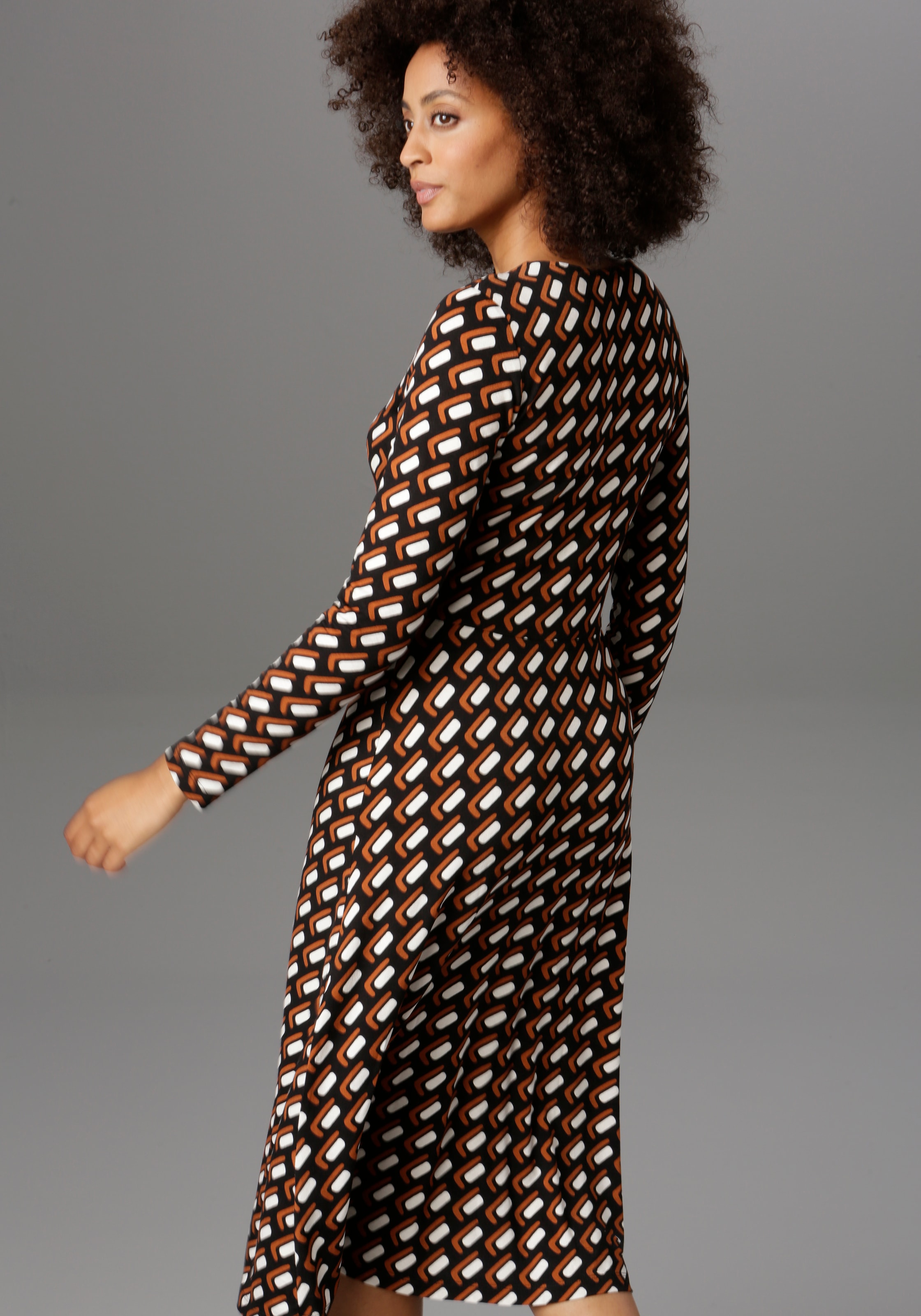 Aniston SELECTED Jerseykleid mit Knopfleiste