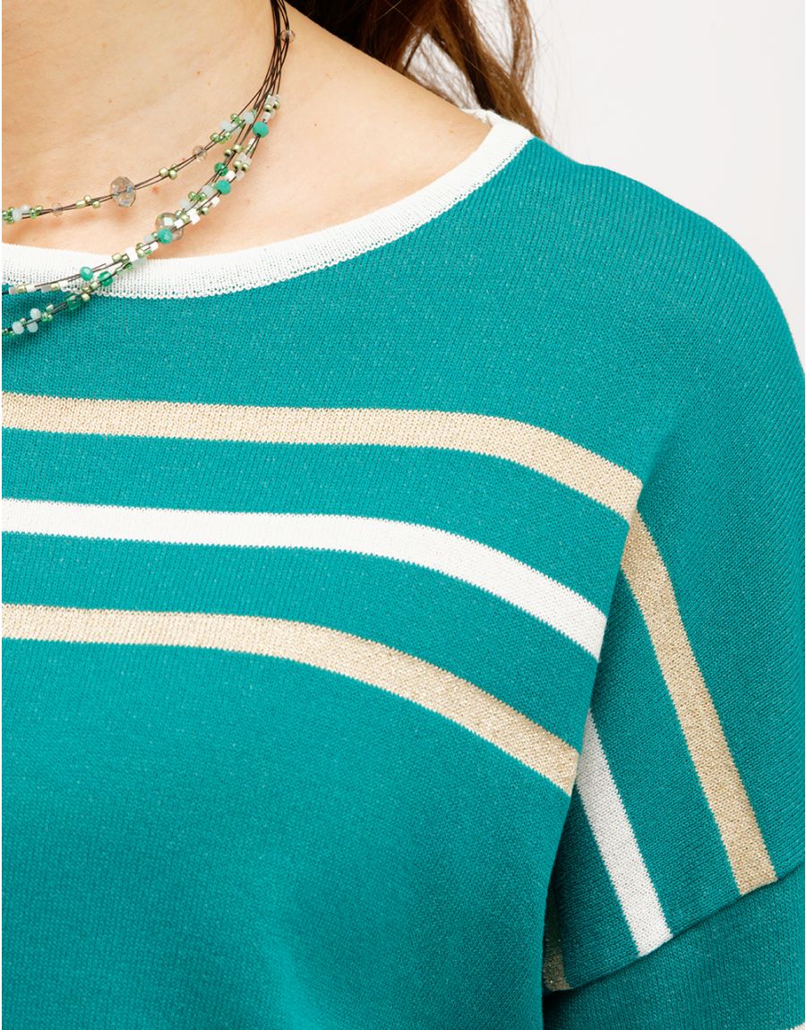 Pull léger vert rayé