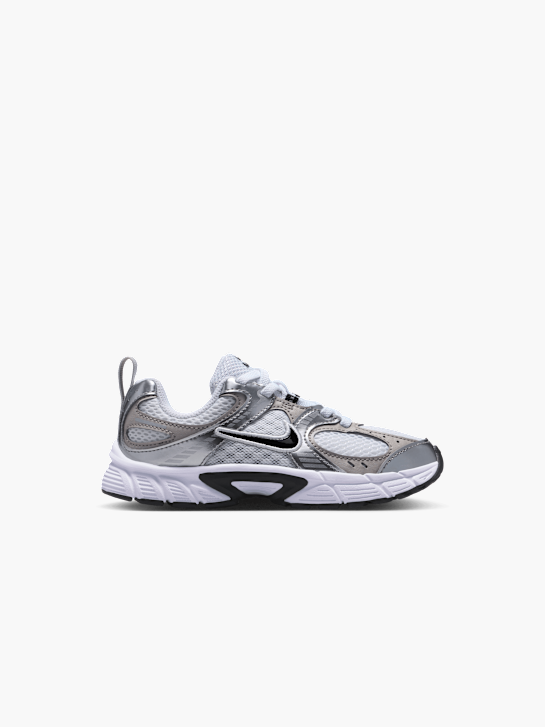Nike V5 RNR Sneaker