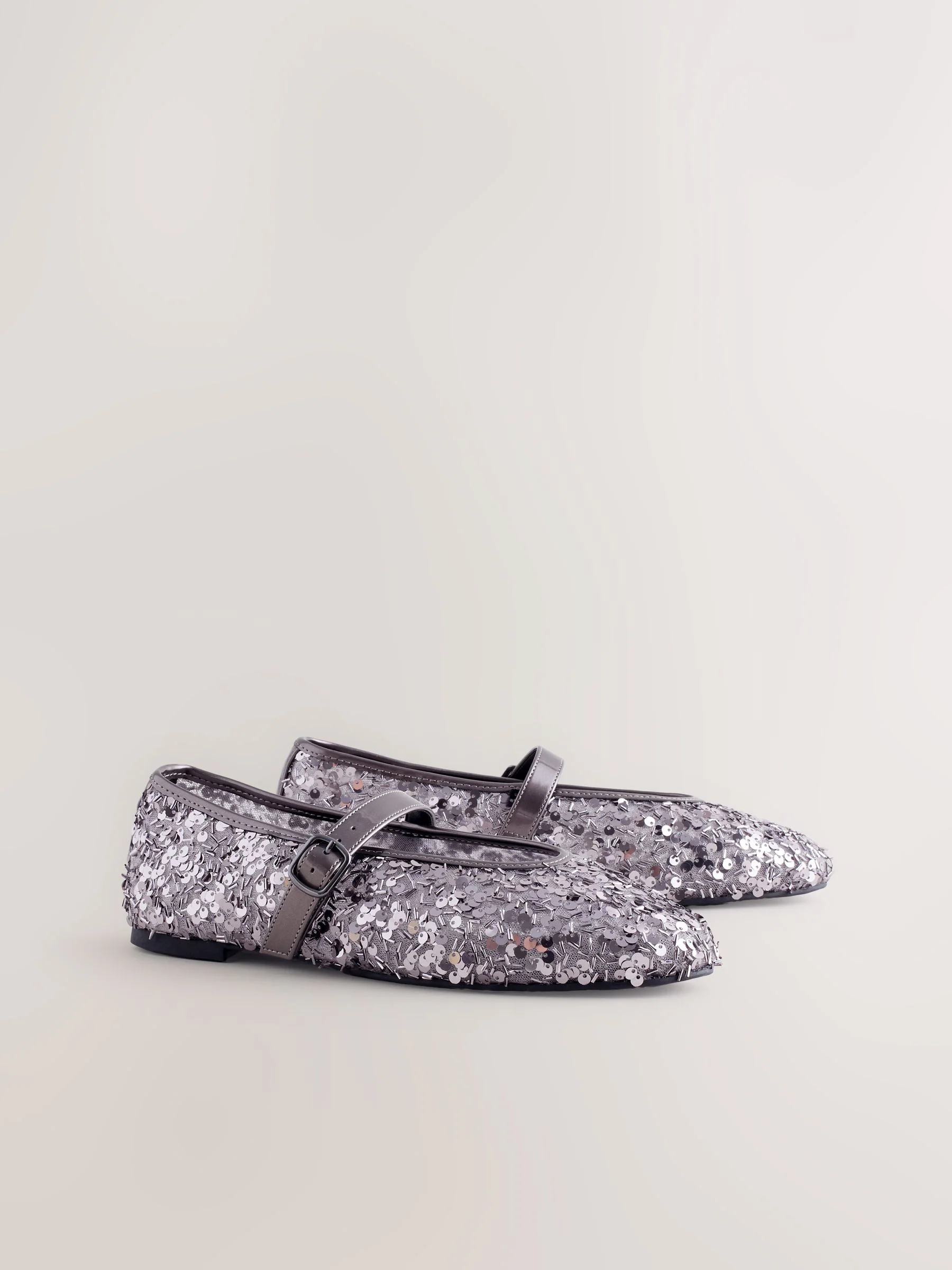 Tinkleurig met lovertjes - Forever Comfort® Embellished Sequin Mary Jane Shoes