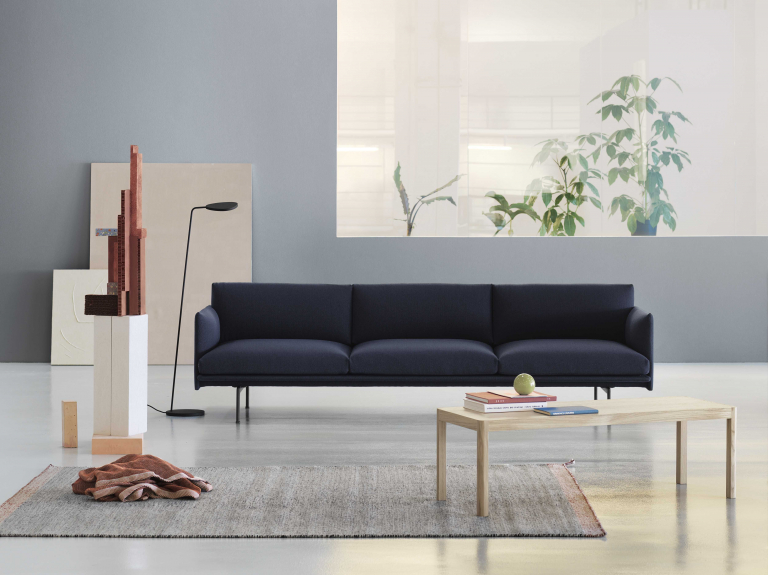 Muuto Outline bank 3-zits Remix 163, onderstel zwart