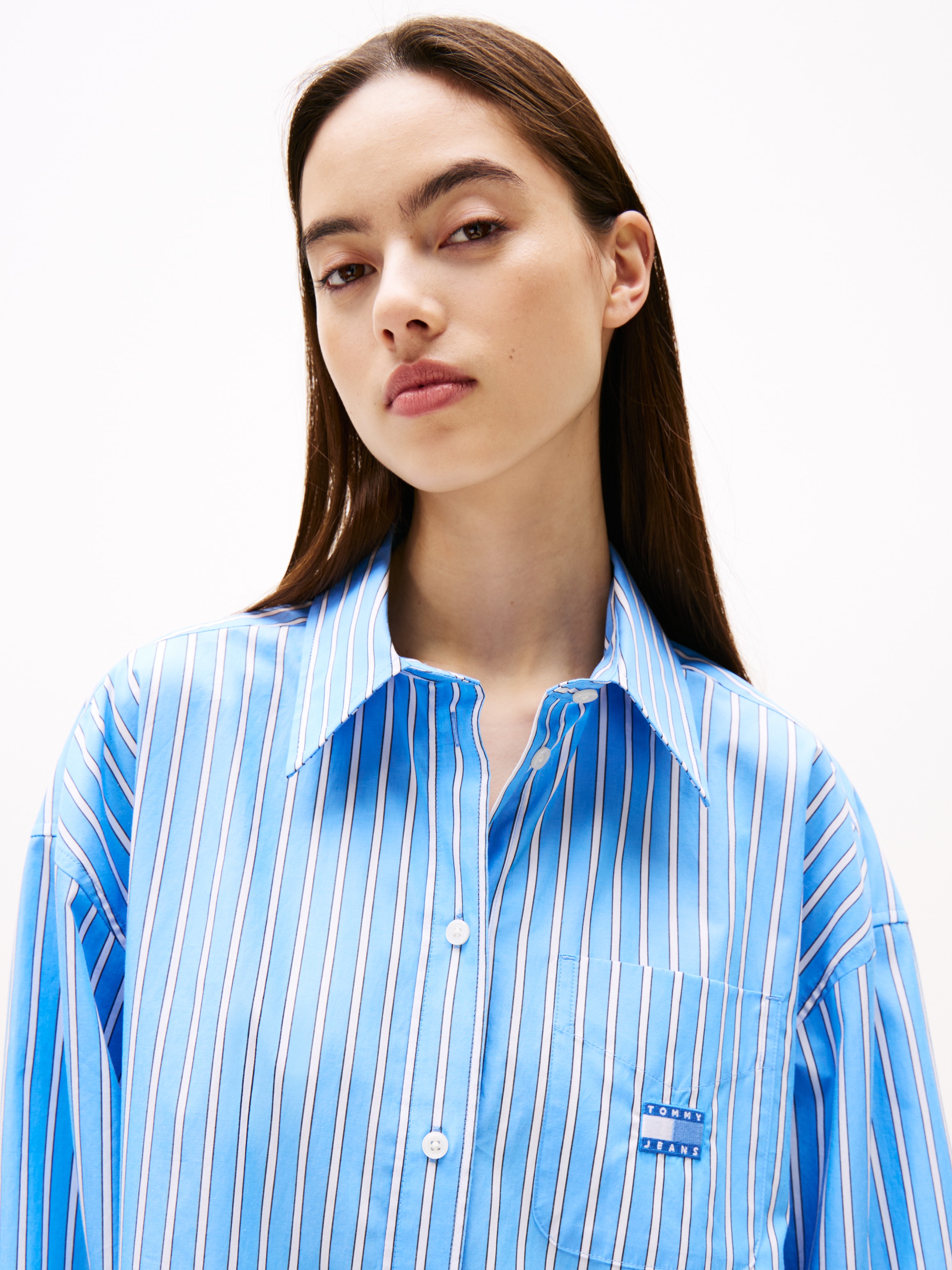 Tommy Jeans Hemdblusenkleid »TJW OVS MINI SHIRT DRESS EXT« Brusttasche