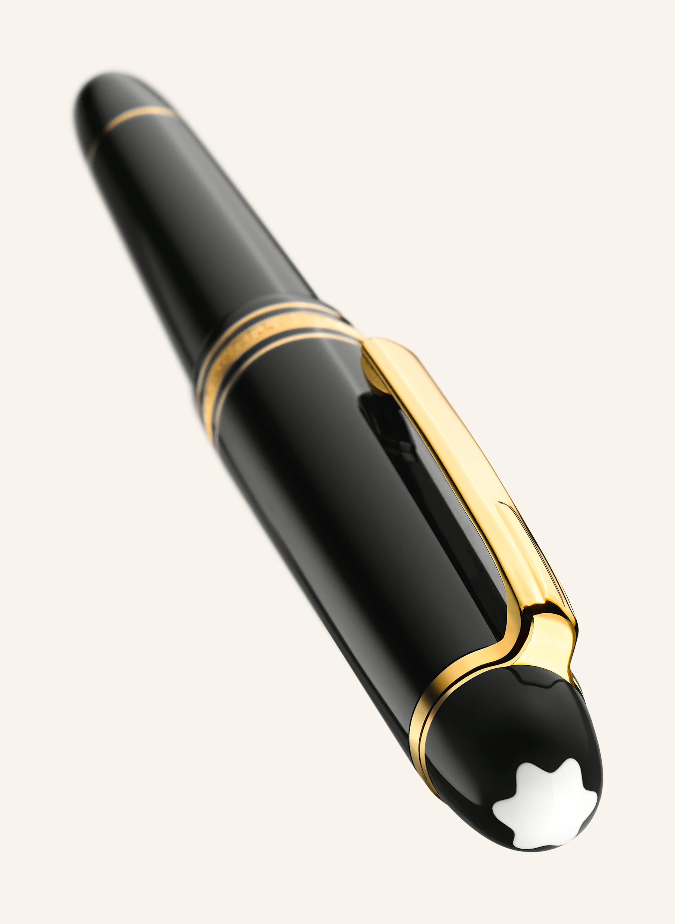MONTBLANC Füllfederhalter MEISTERSTÜCK GOLD-COATED CLASSIQUE
