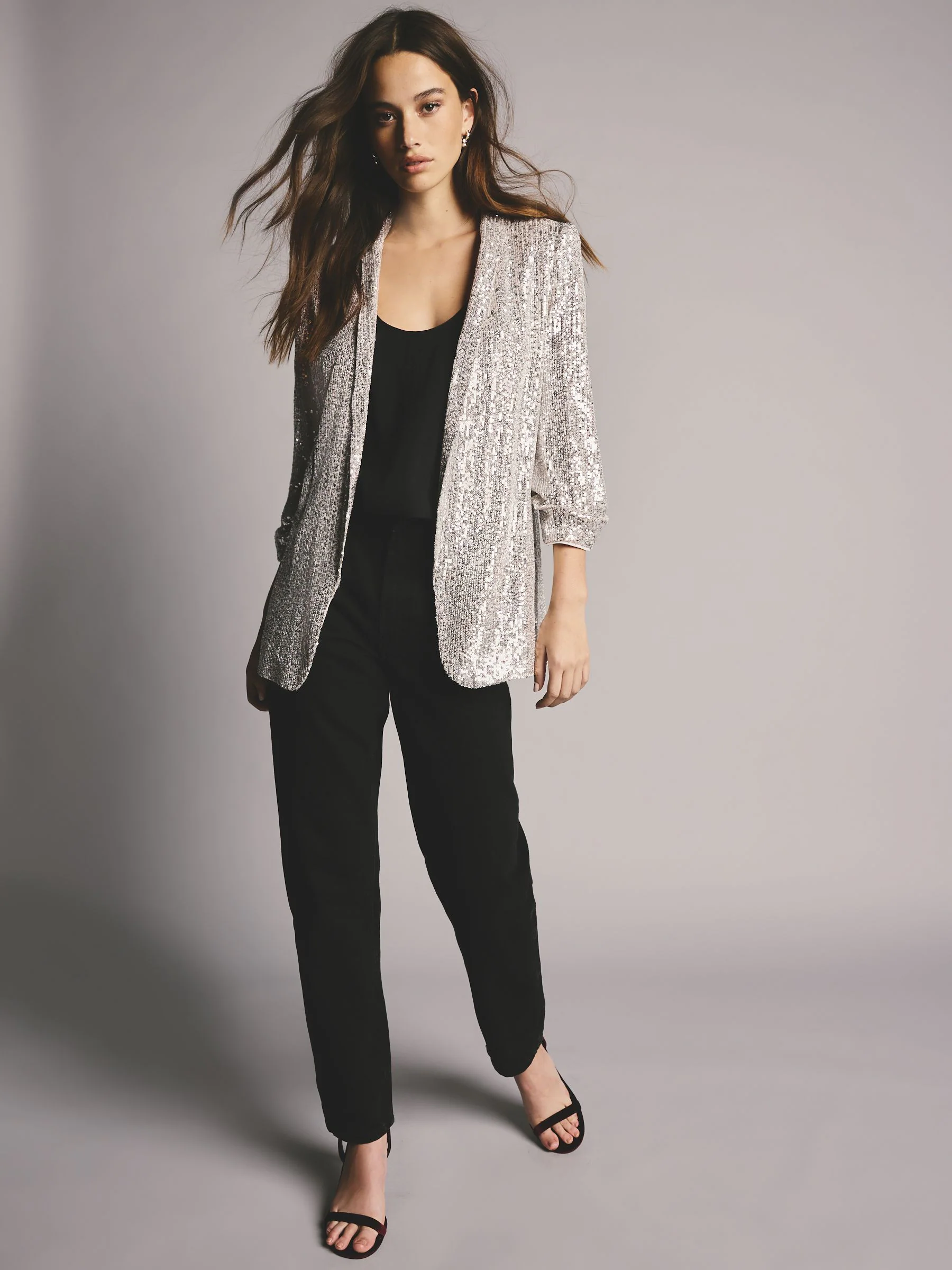 Zilver - Blazer met lovertjes en ruchemouwen