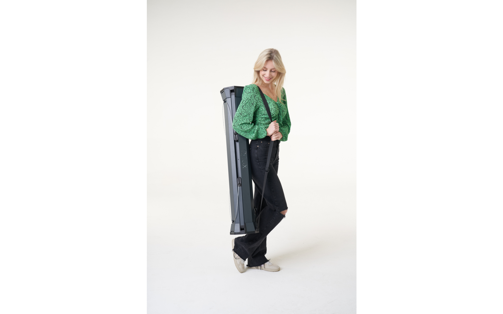 QNUX Travel Bed Bundle mit Zubehör