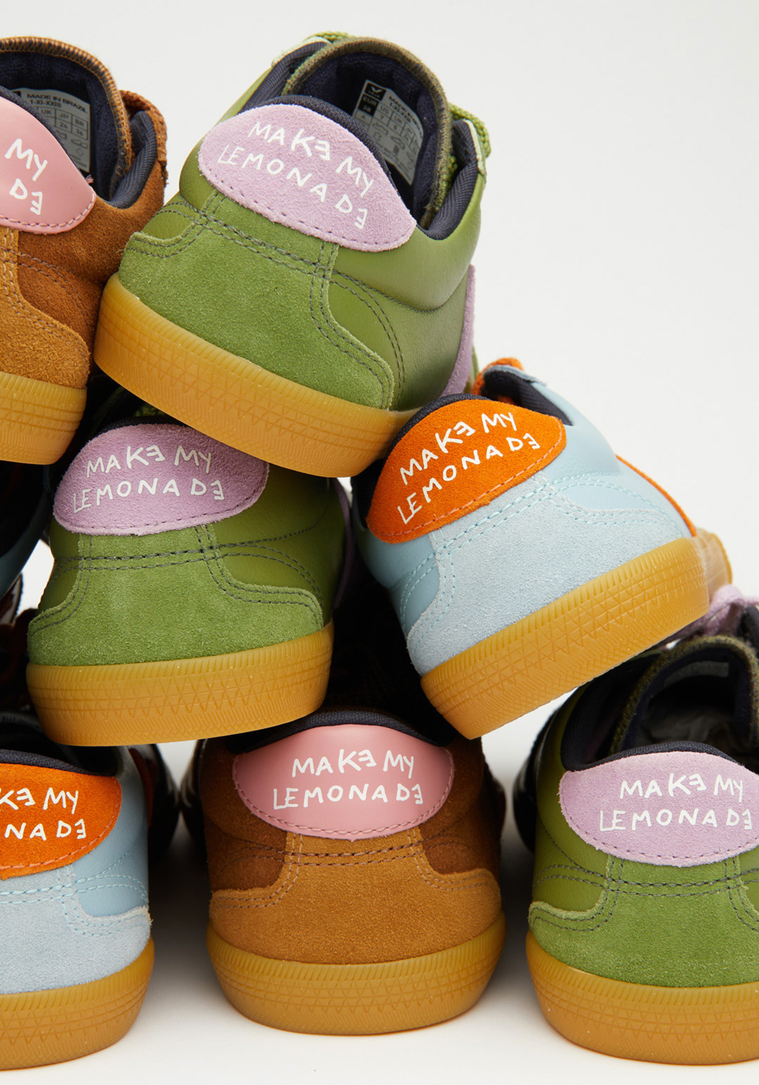 Veja Sneaker Volley O.T. Make my Lemonade Cognac Mary