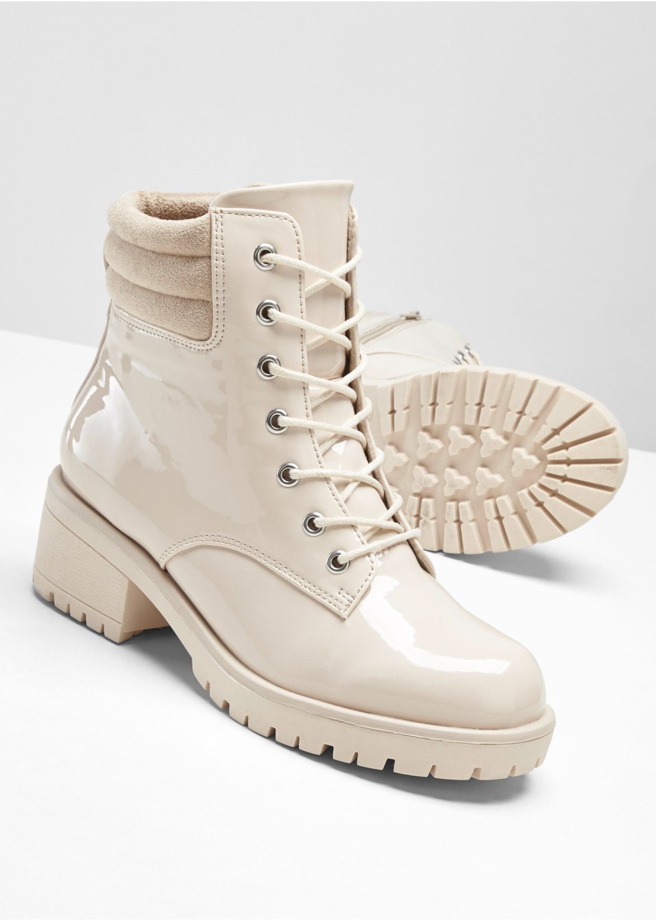 Bottines à lacets