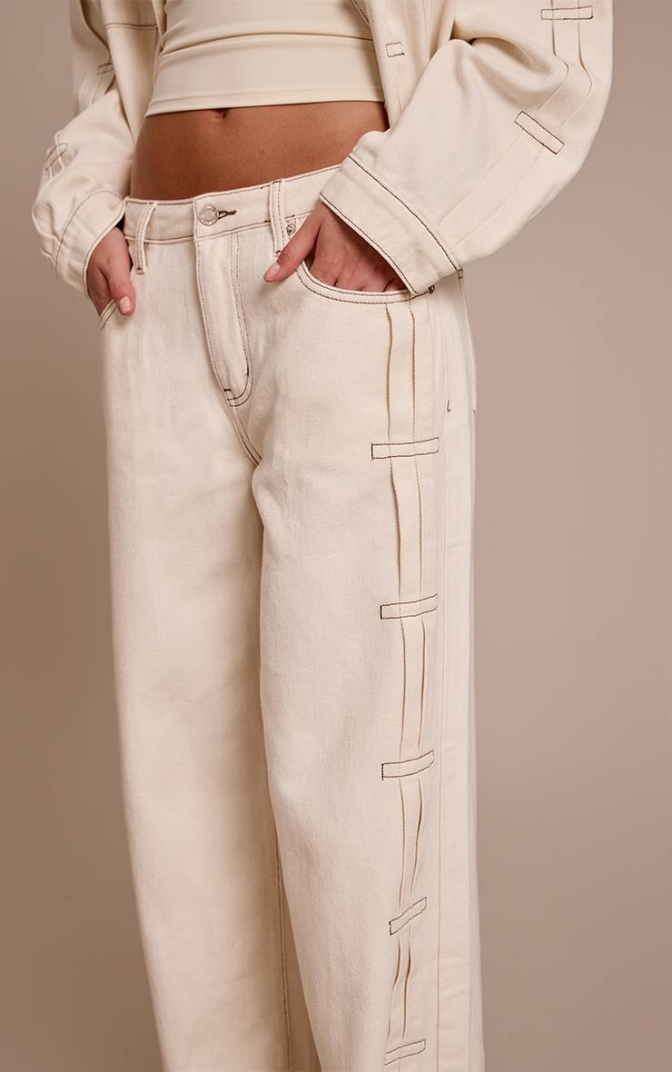 Ecru Jean En Denim Écru À Détails Plissés