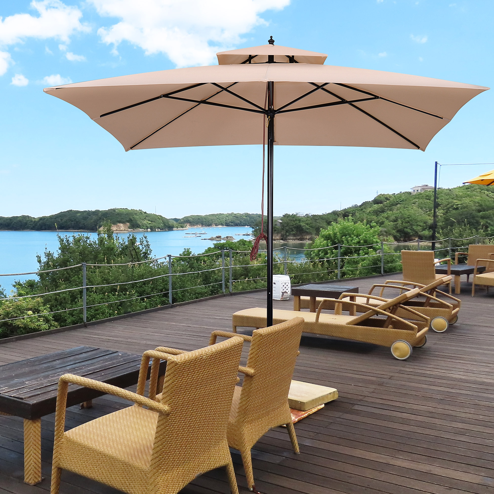 Guarda-sol de jardim Outsunny 3x3x3 m, em metal, com cobertura dupla impermeável e manivela, ideal para terraços e varandas externas, na cor bege.