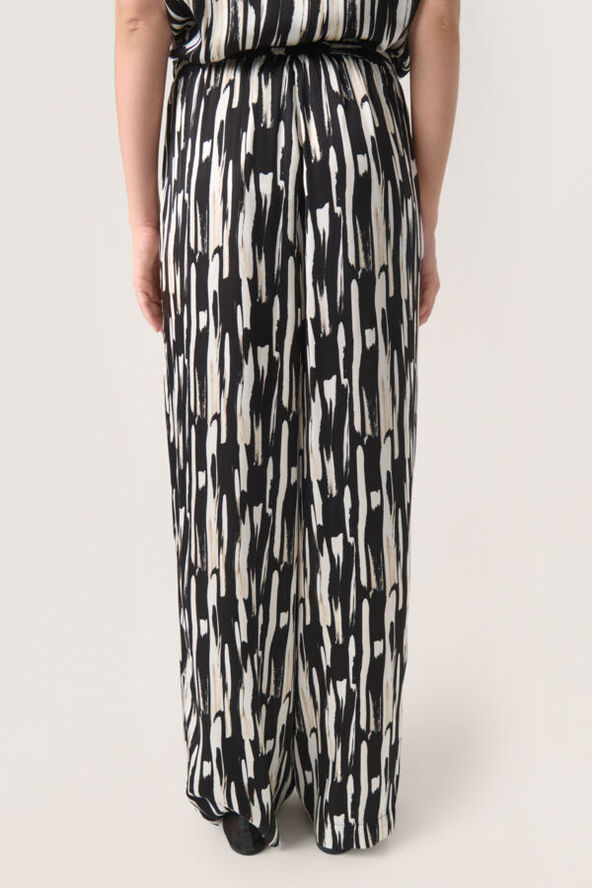 Soaked in Luxury SLSharola Pants Black stroke print