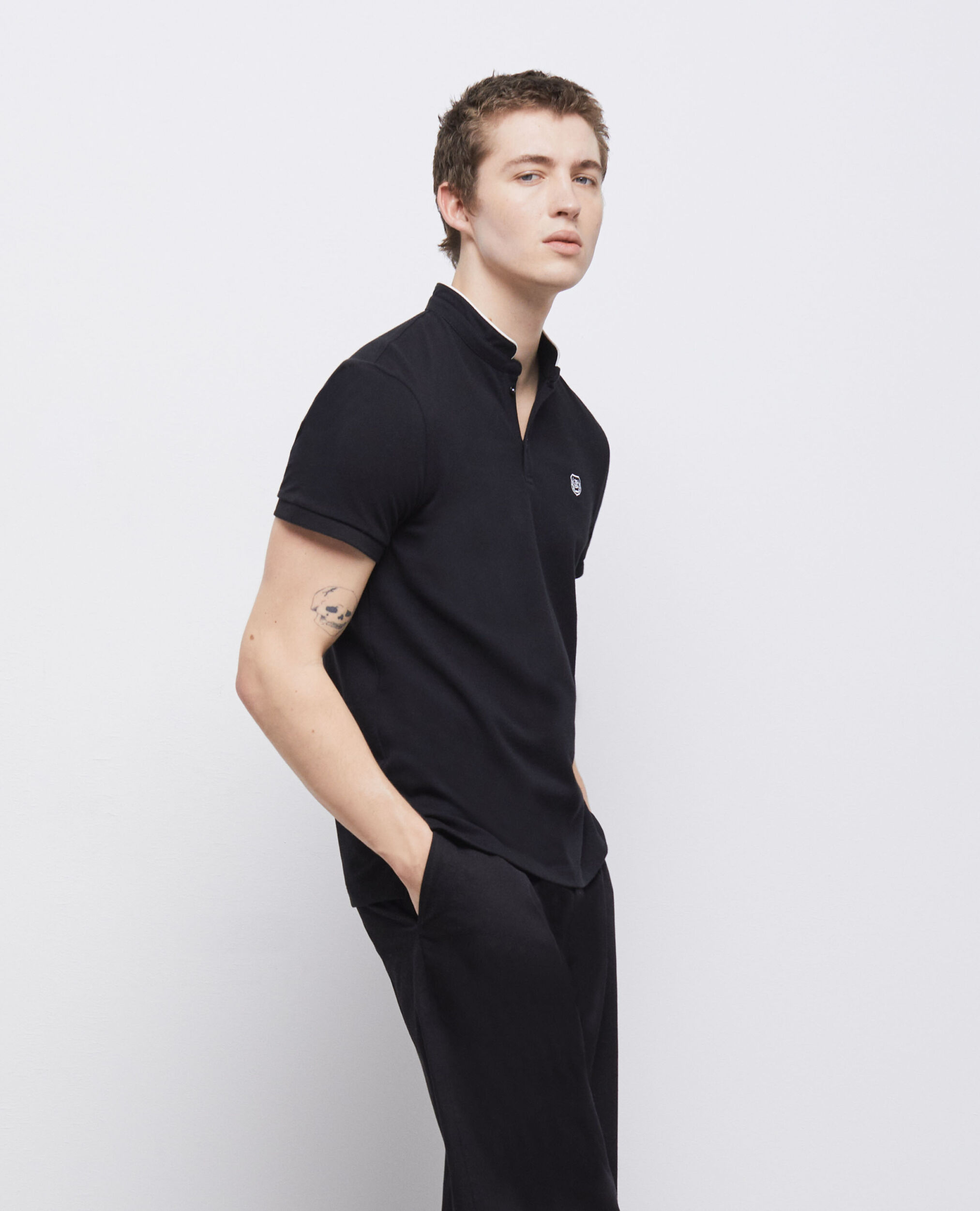 Polo col officier noir