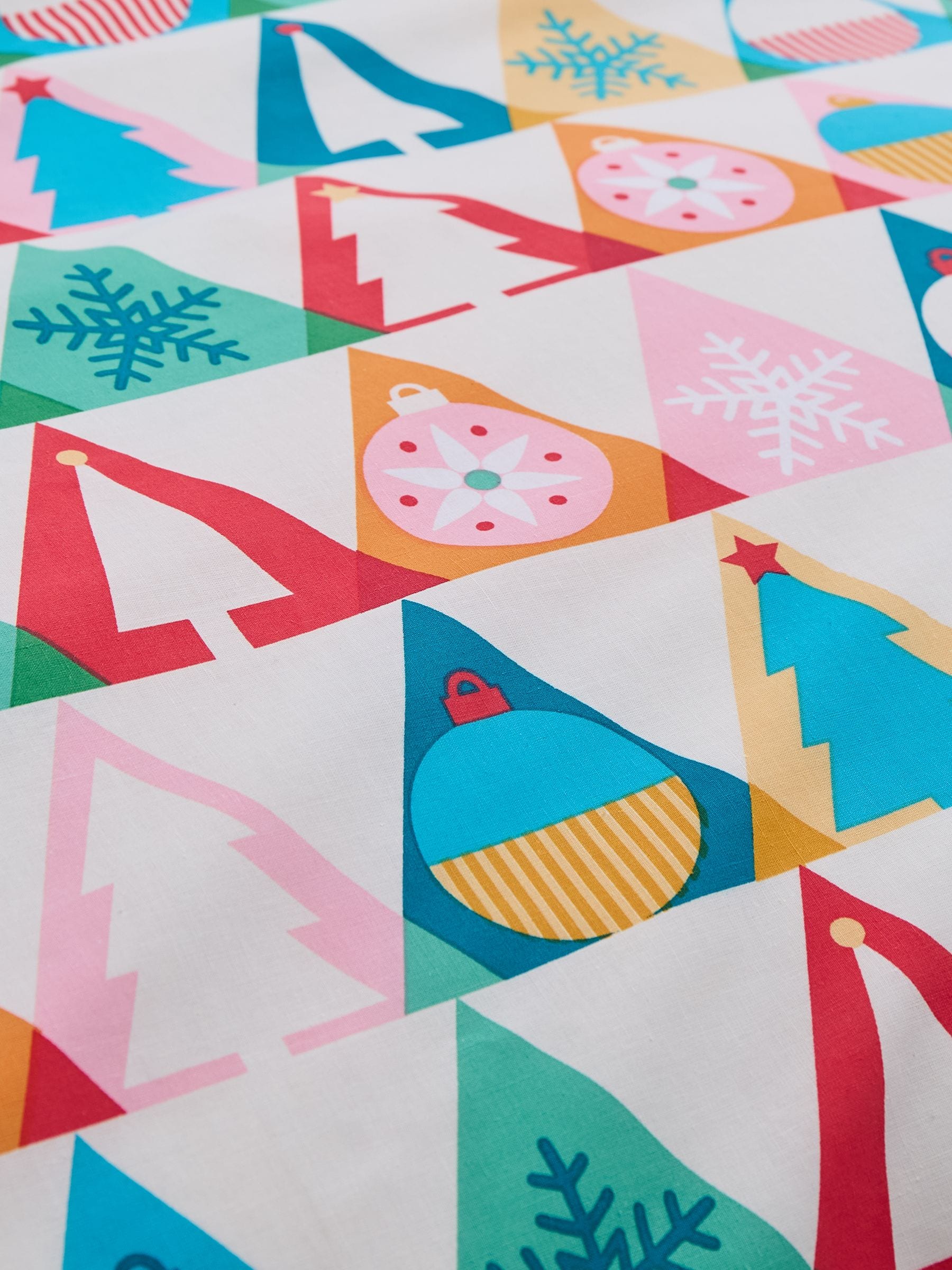 Catherine Lansfield Kerstmis Geo Brights omkeerbare dekbedovertrekset