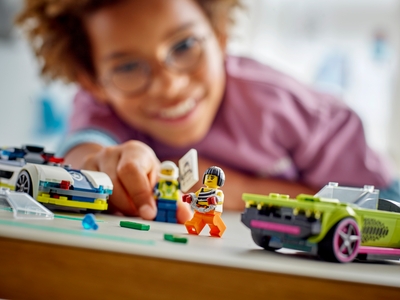 LEGO Politiewagen en snelle autoachtervolging (60415)