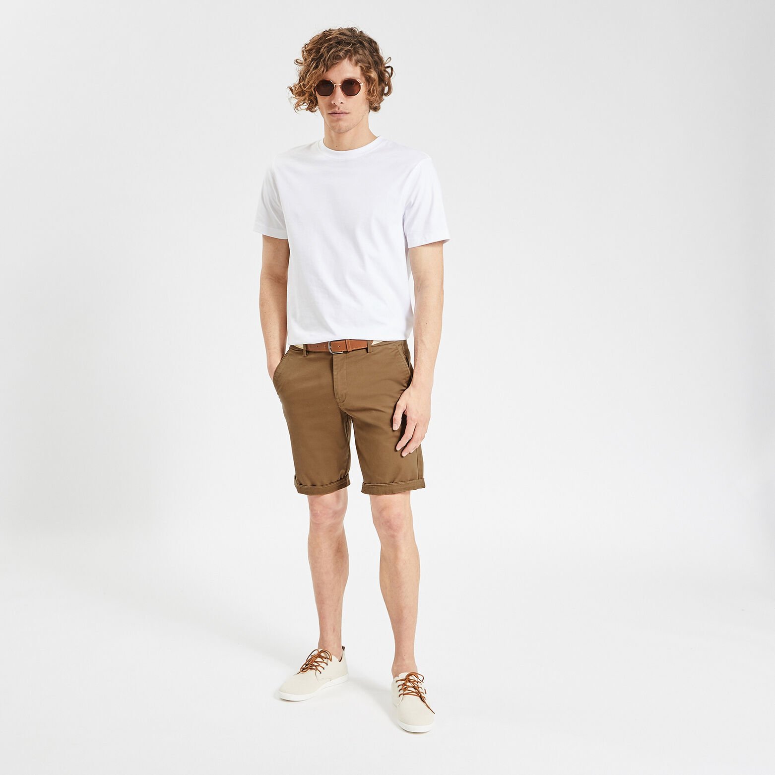 Bermuda chino uni avec ceinture Camel