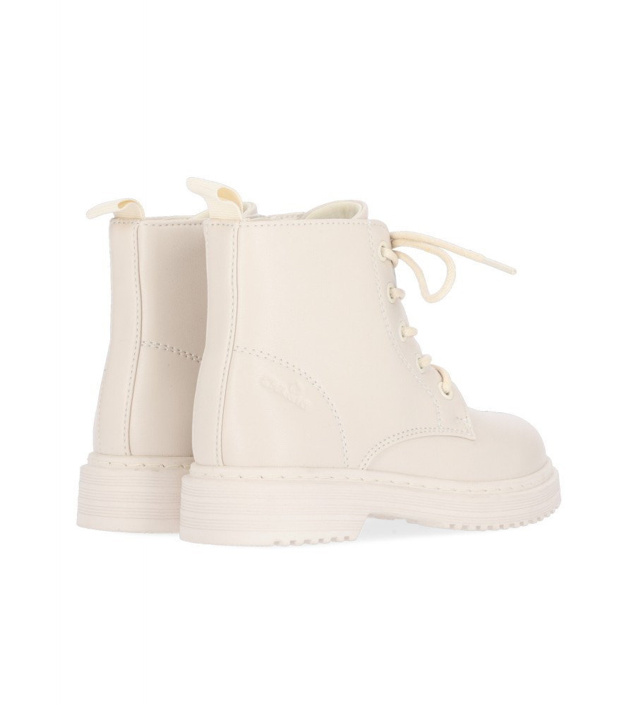 Botas infantis Chika10, tamanho Holland 10, bege.