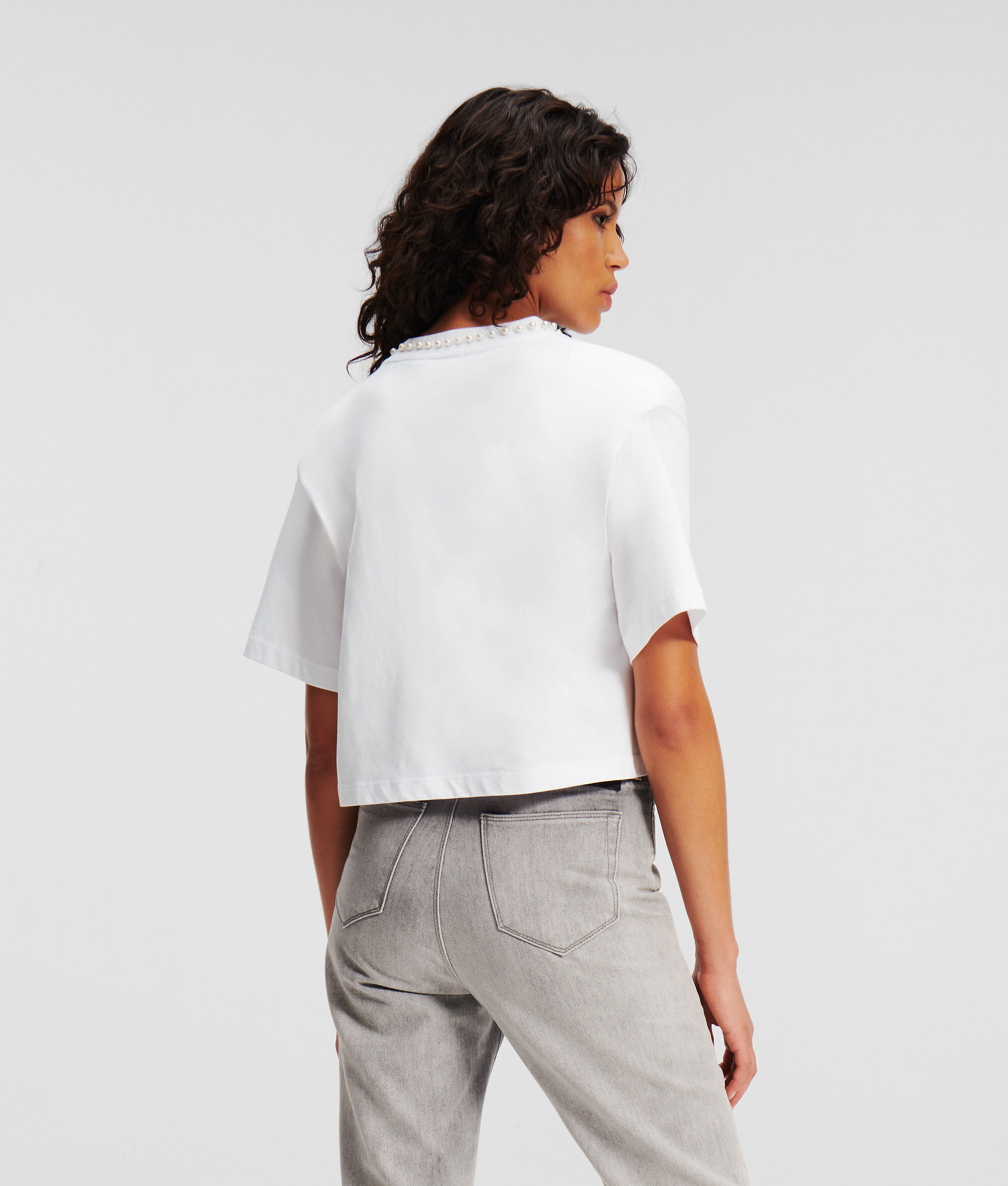 T-SHIRT ORNÉ DE PERLES