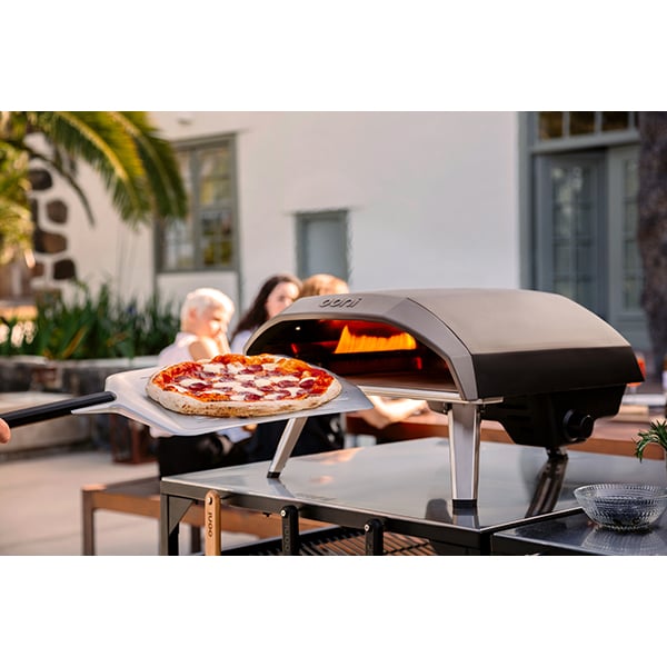 Lot Four à Pizza au gaz Koda 12 + pelle + housse Ooni