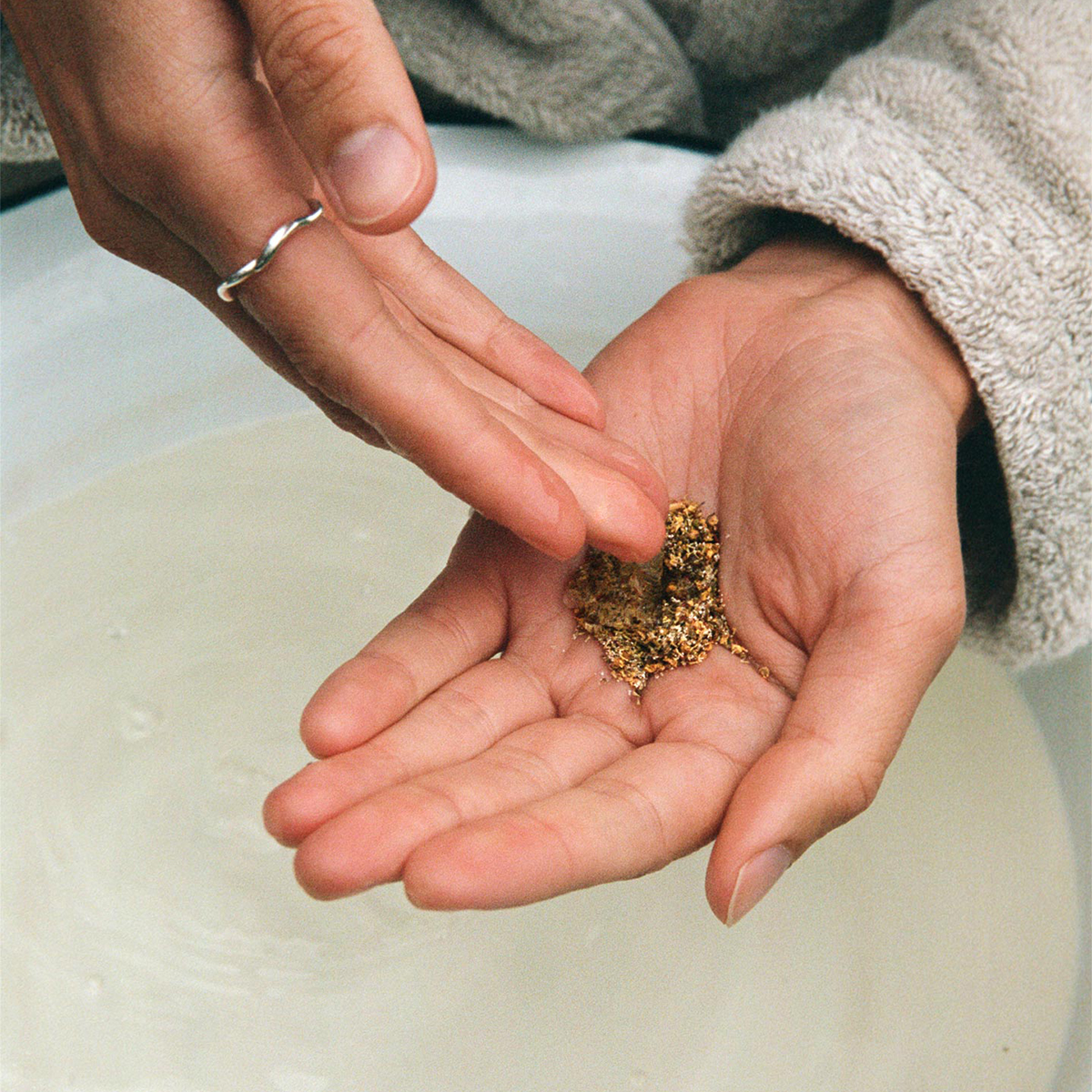 303 Exfoliating Herbal Peel 22gr