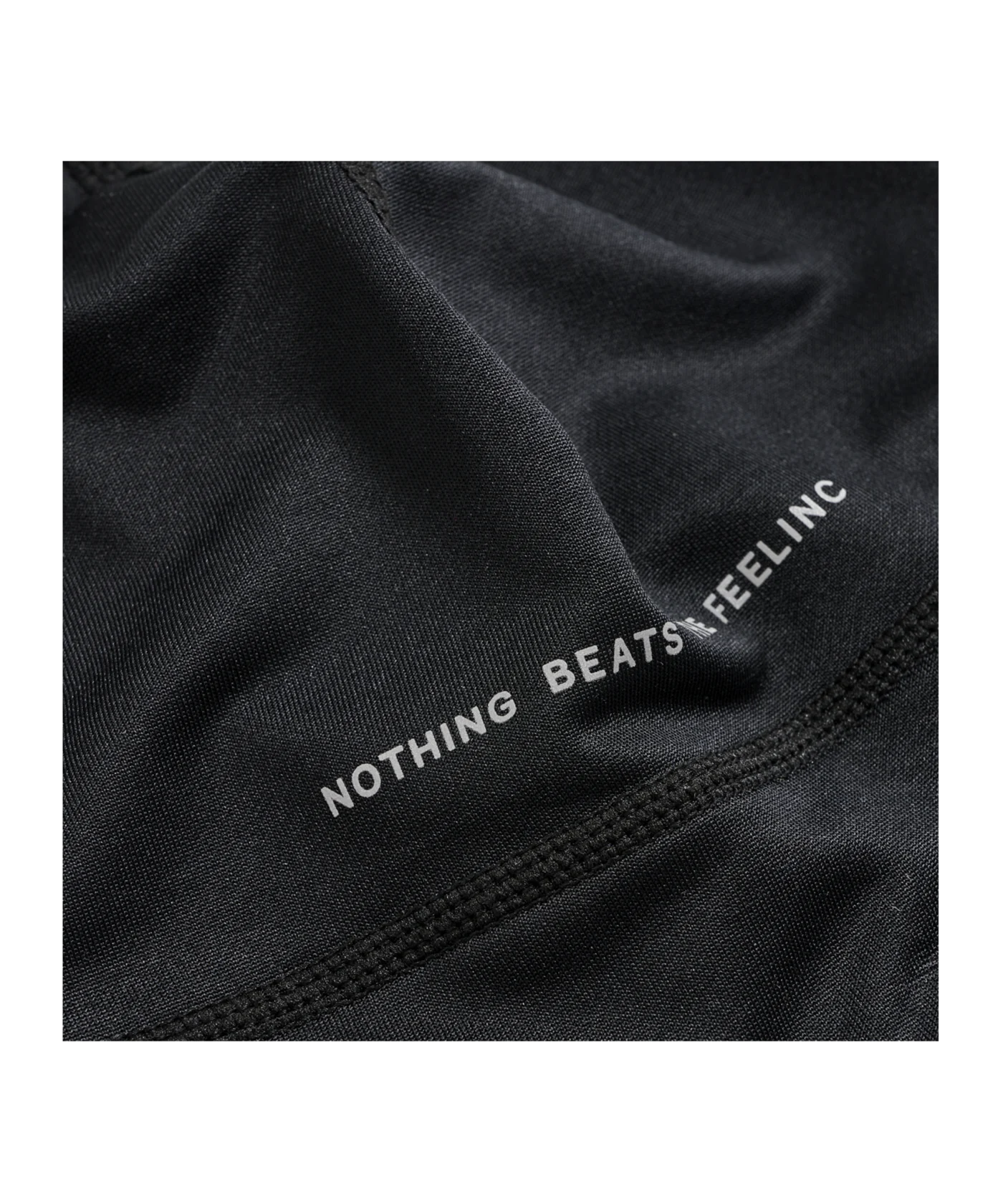 Newline Core Beanie Running Schwarz F2001