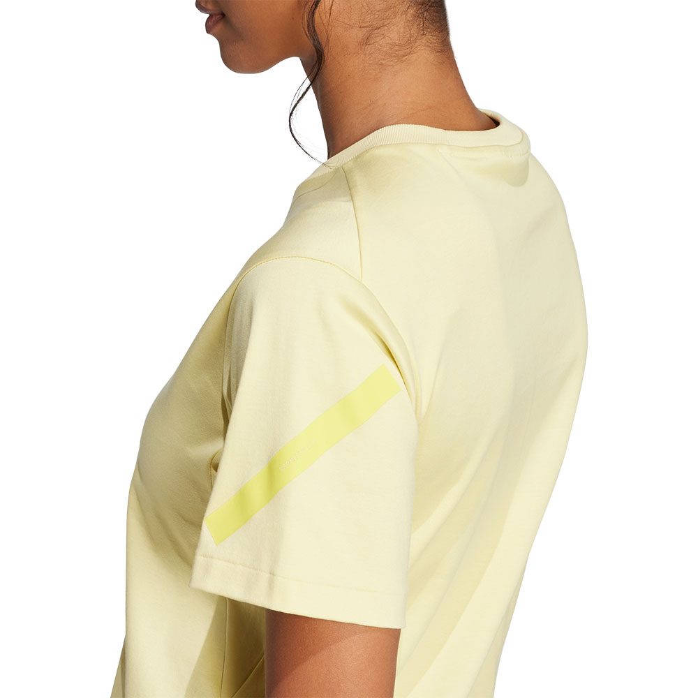 adidas adidas Z.N.E. T-Shirt Damen powder yellow