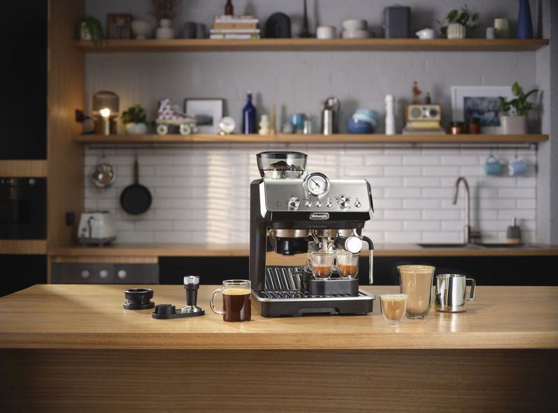 Delonghi - EC 9155.MB - Volledig Automatische Koffiemachine - Zwart - RVS