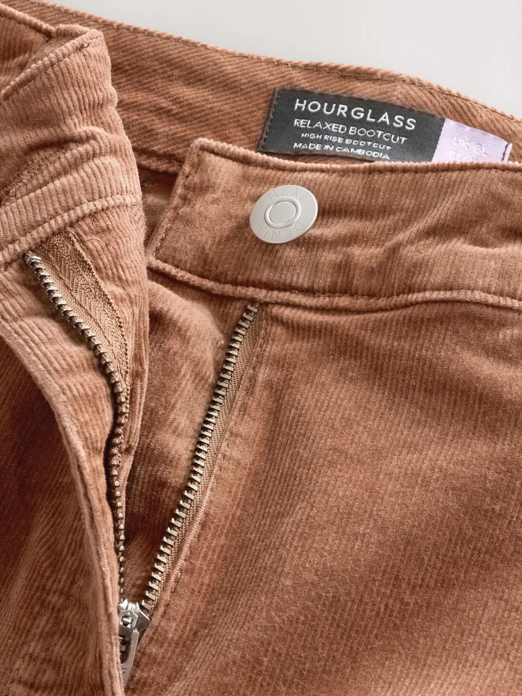 Lichtbruin - Corduroy Bootcut Hourglass Trousers