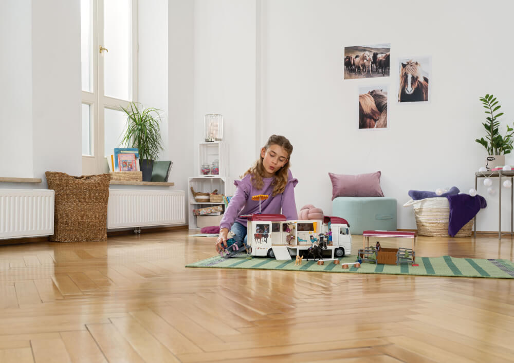 schleich® Horse Club 42619 Pferdetransporter