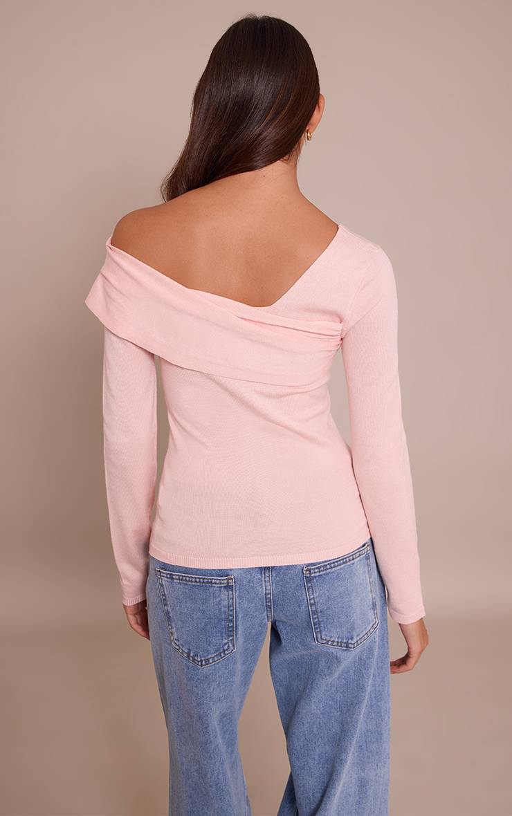 Rose Haut Tricoté Asymétrique À Épaule Dénudée Et Manches Longues
