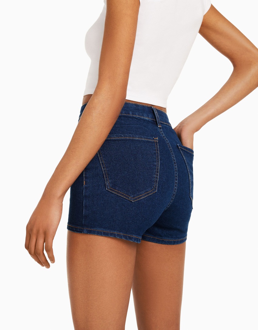 Shorts jeans de cintura alta com elastano