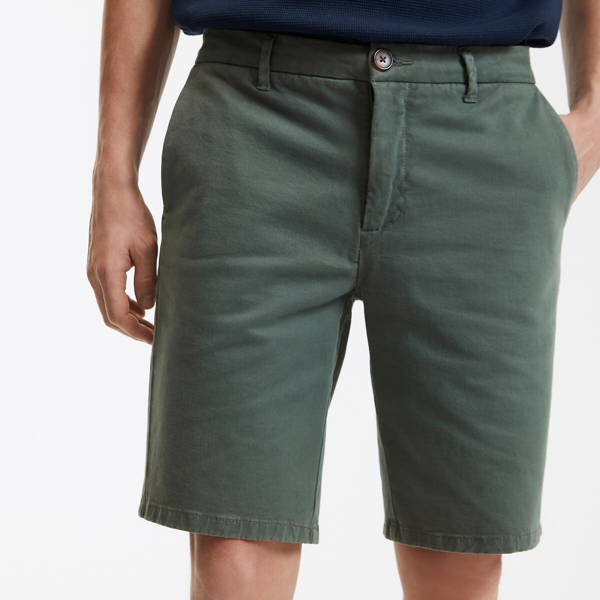 COLEÇÕES LA REDOUTE<br>Bermuda chino, Assinatura JONAS