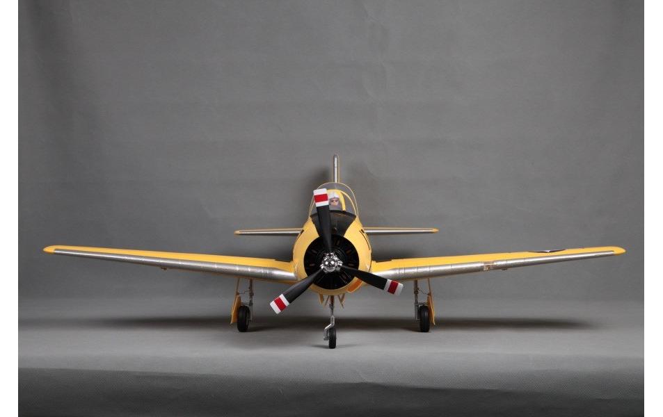 Warbird Trojan T-28D V4 1400 mm, gelb PNP<br>Detaillierter Scale Warbird mit elektrischem Einziehfahrwerk