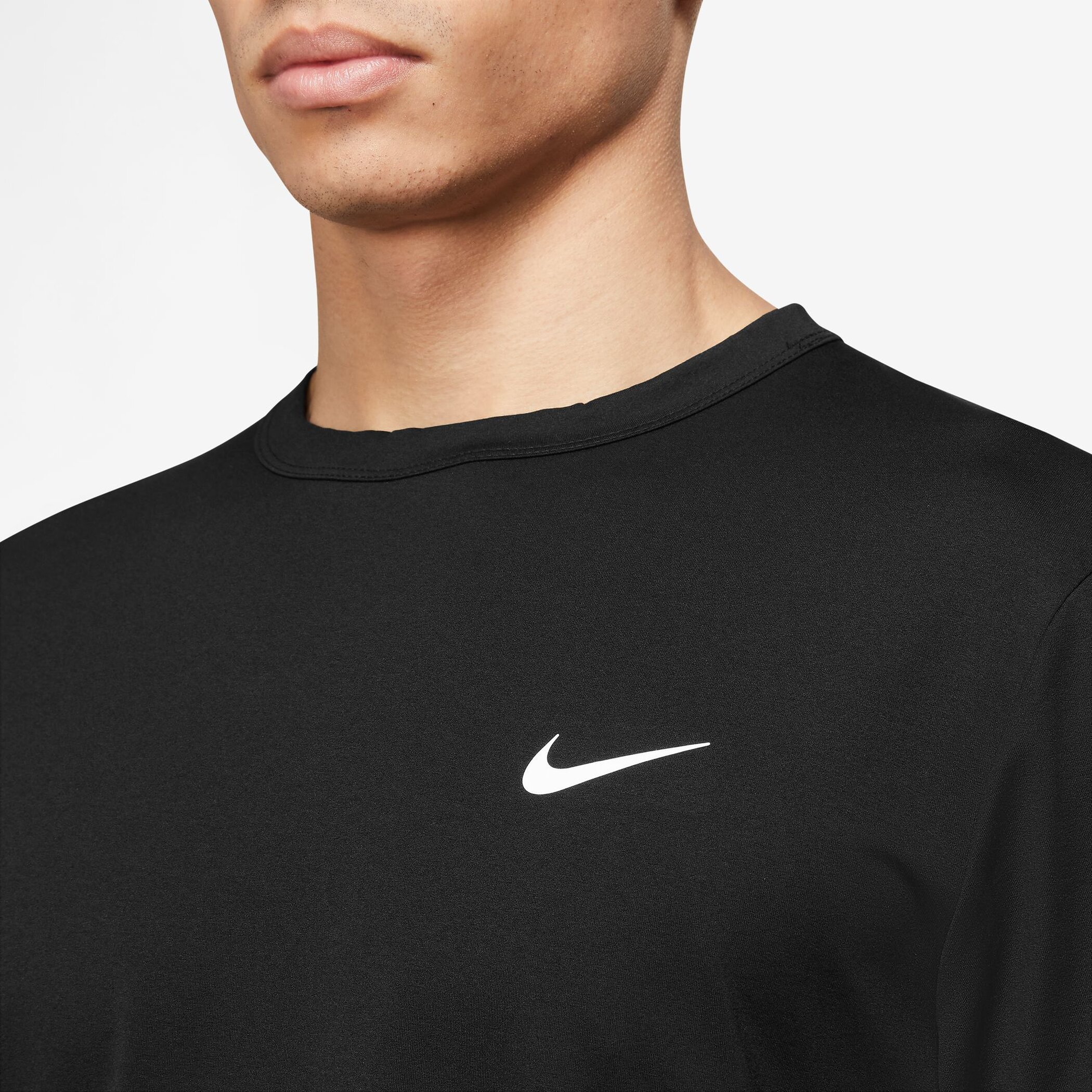 Nike NOS M NK Universal Core SS