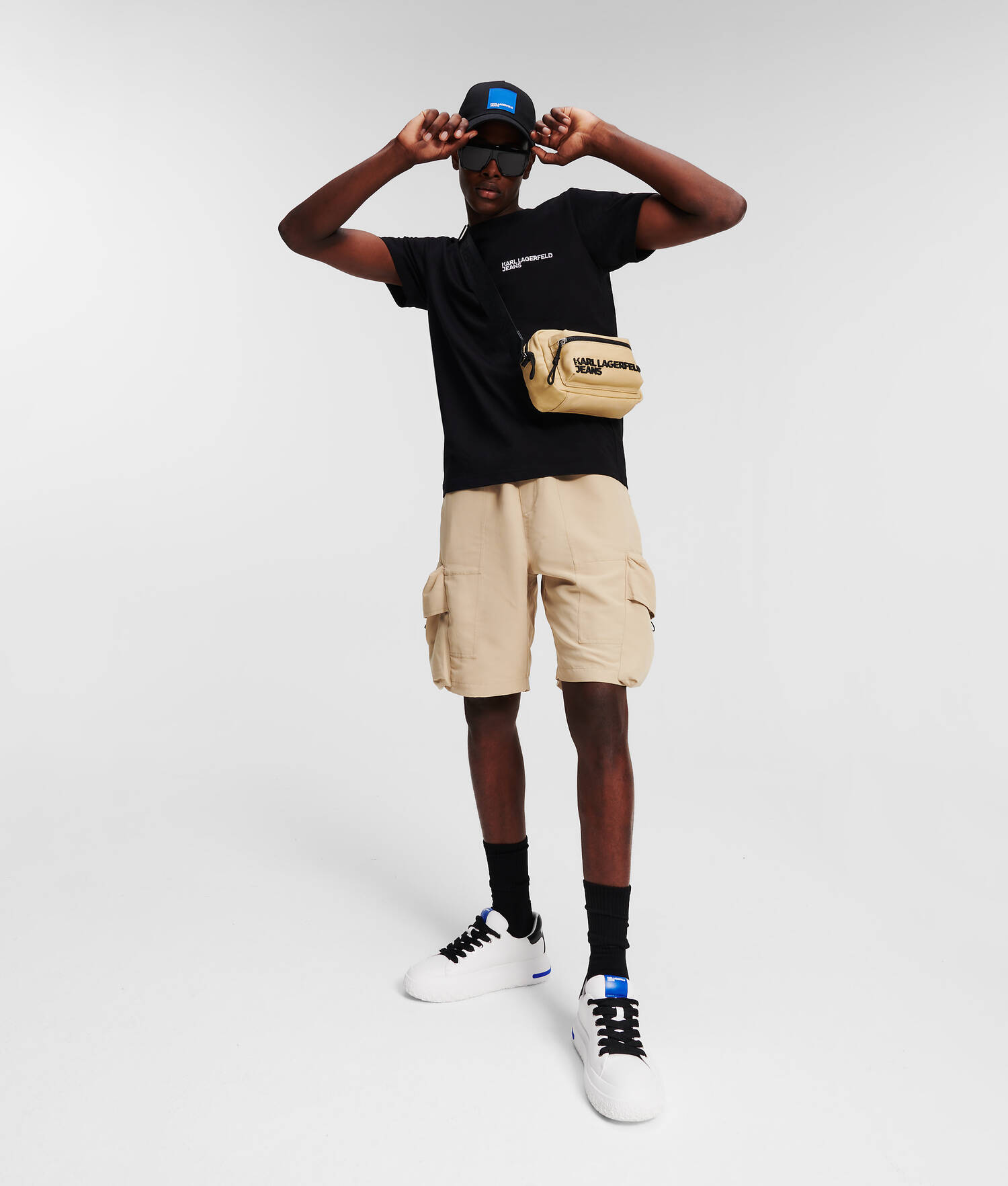 T-SHIRT AJUSTÉ AVEC LOGO KLJ