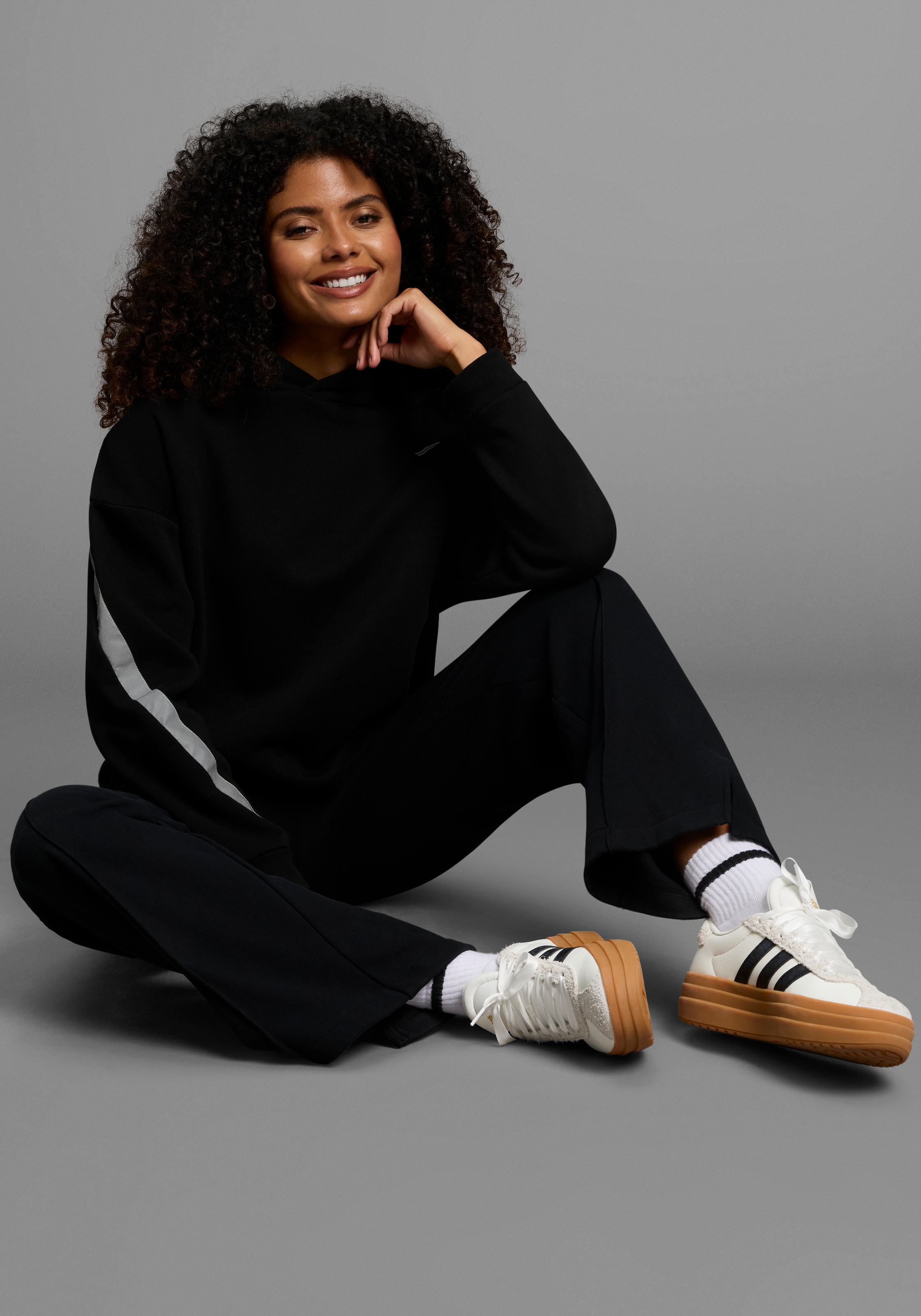 FAYN SPORTS Jogginghose  Bequemer Baumwollstretch mit lockerem, sportlichem Schnitt und Taschen