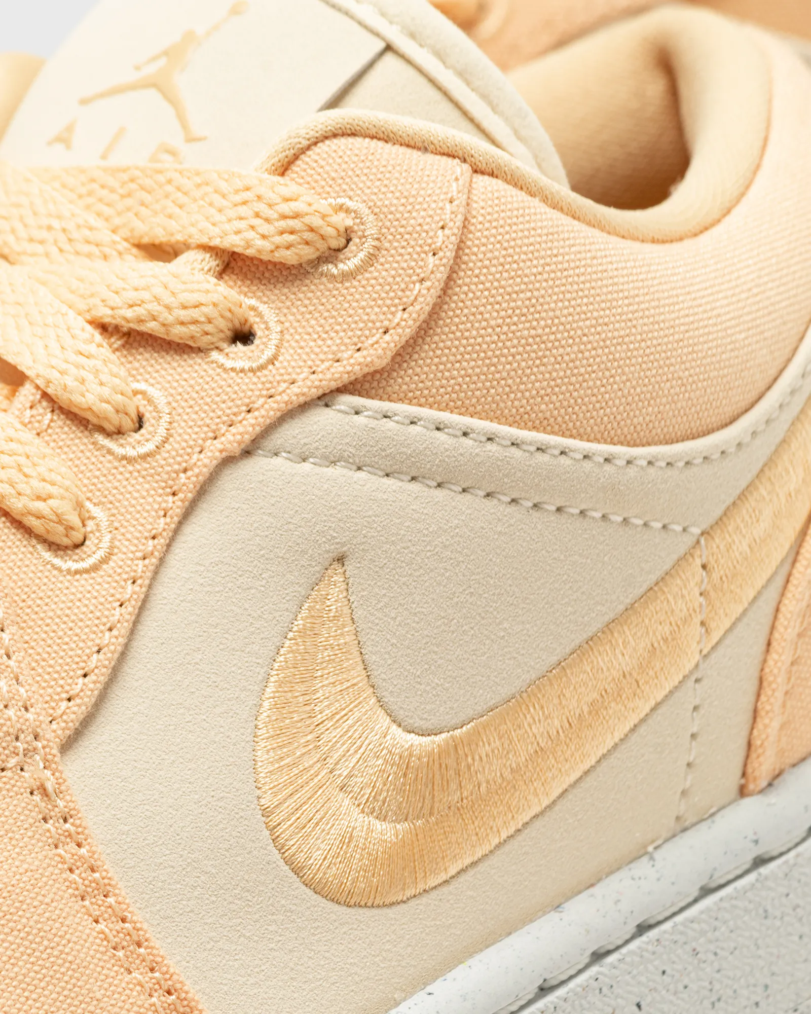 Jordan WMNS AIR JORDAN 1 LOW SE
