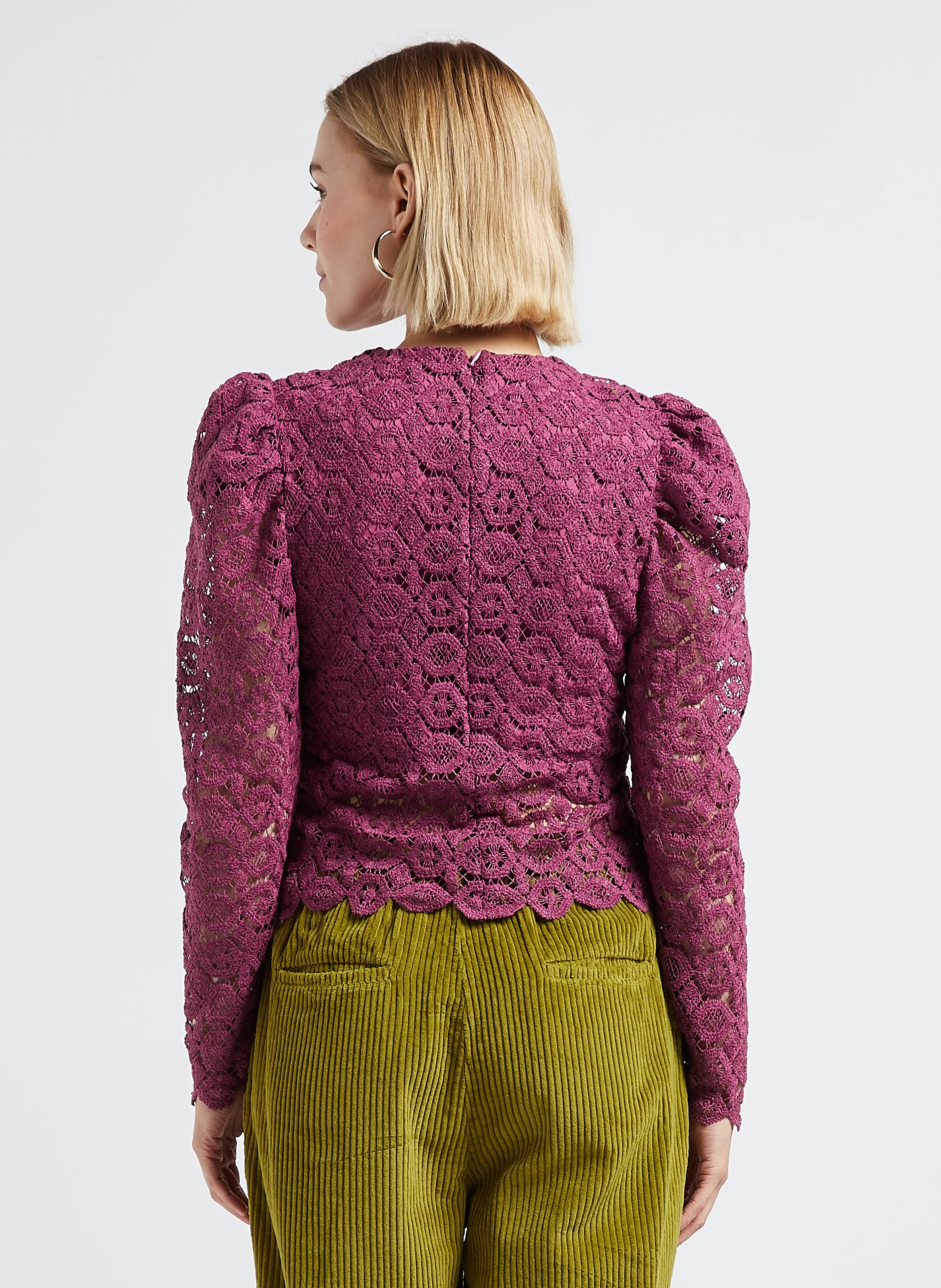 ALEXANDRA - Blouse encolure ronde droite en dentelle | Rose