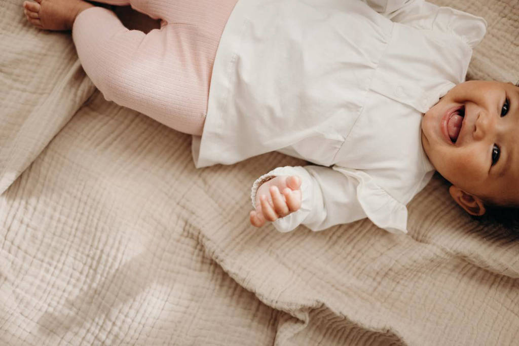 LEVV baby basic top LNORANOS met ruches offwhite