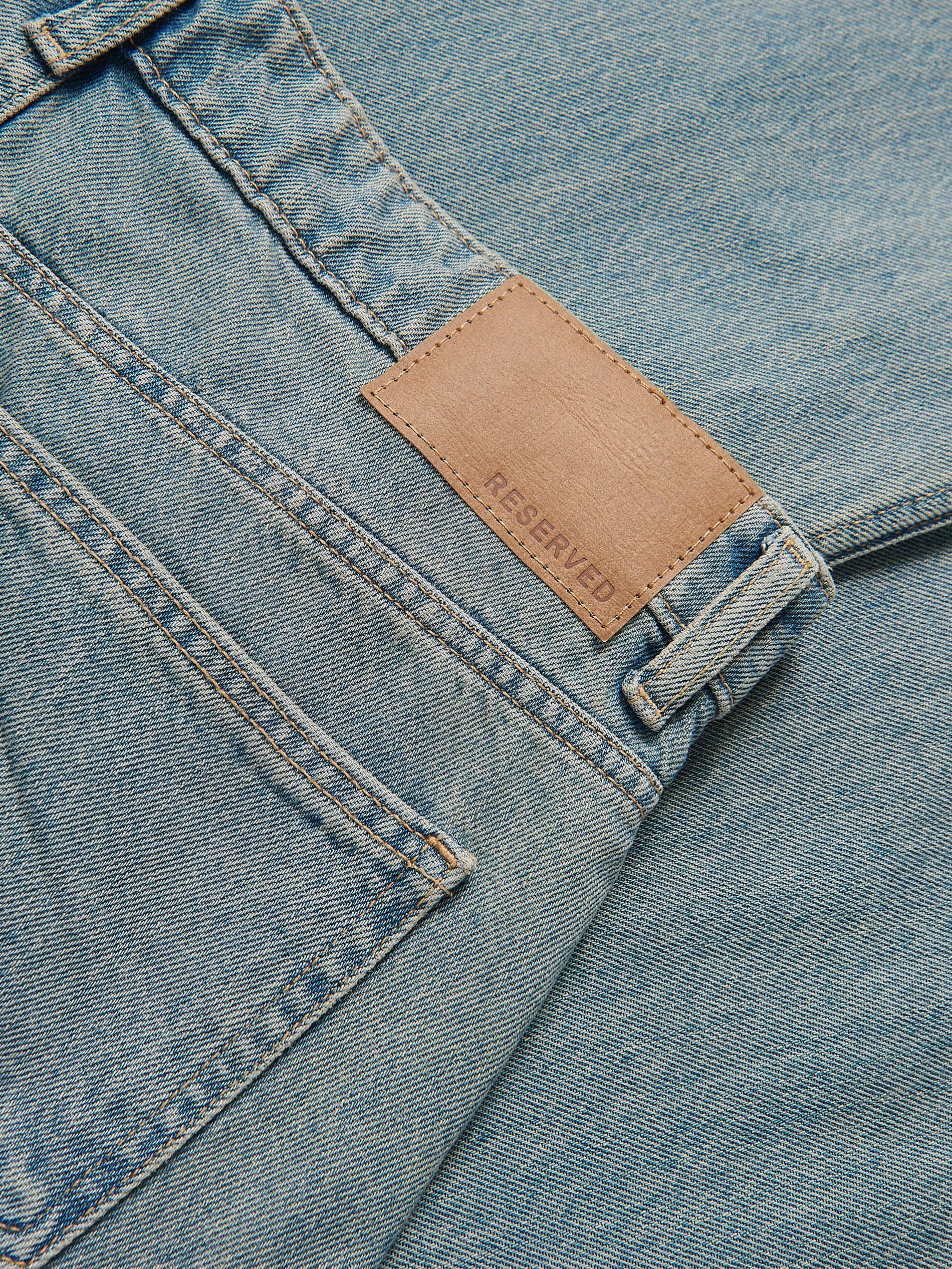 Baggy Tapered Jeans