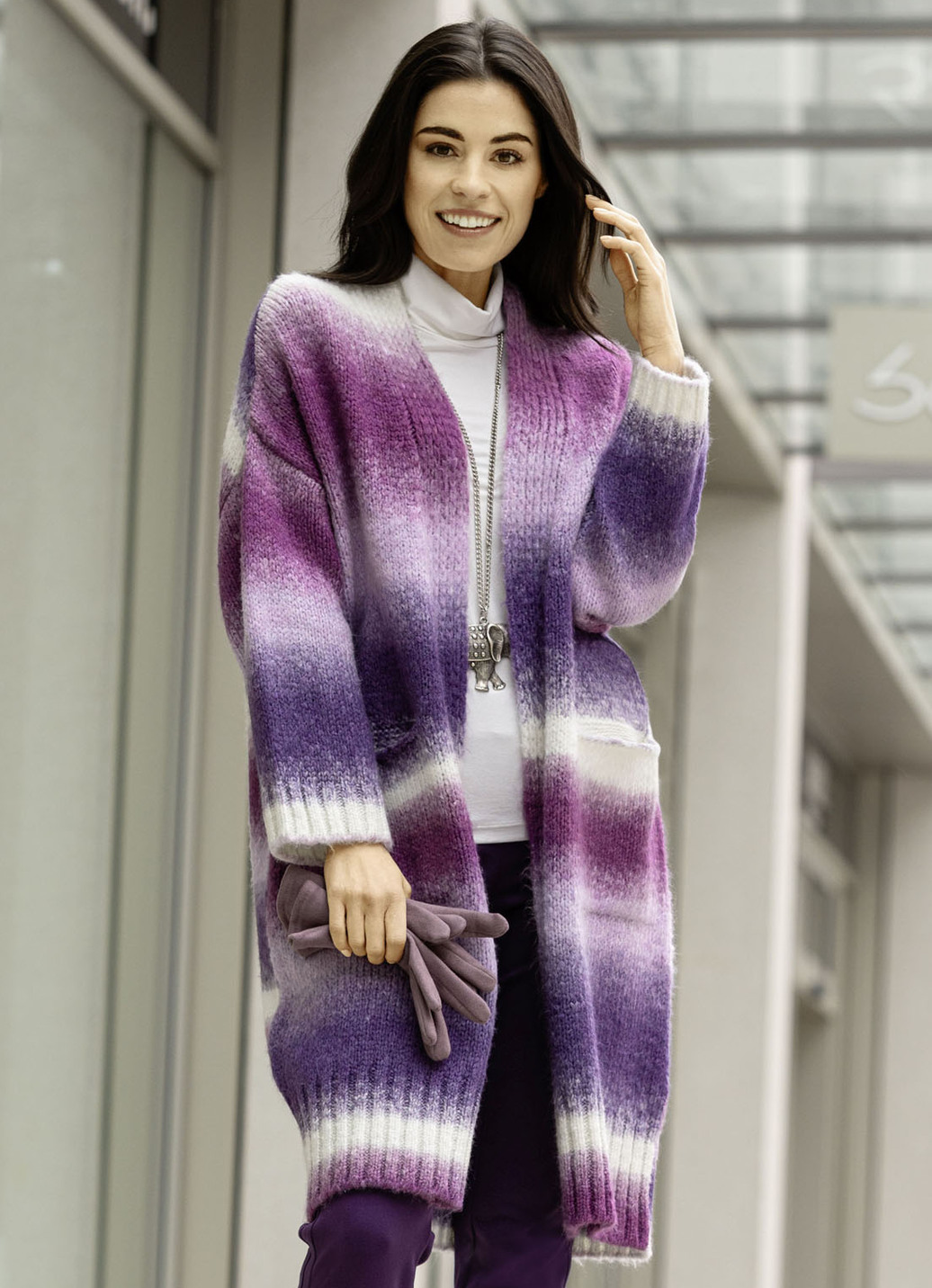 Strickmantel aus flauschigem Effektgarn