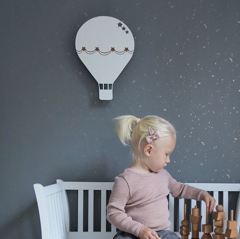 Maseliving Luftballong Lampe i Eik, Hvitmalt