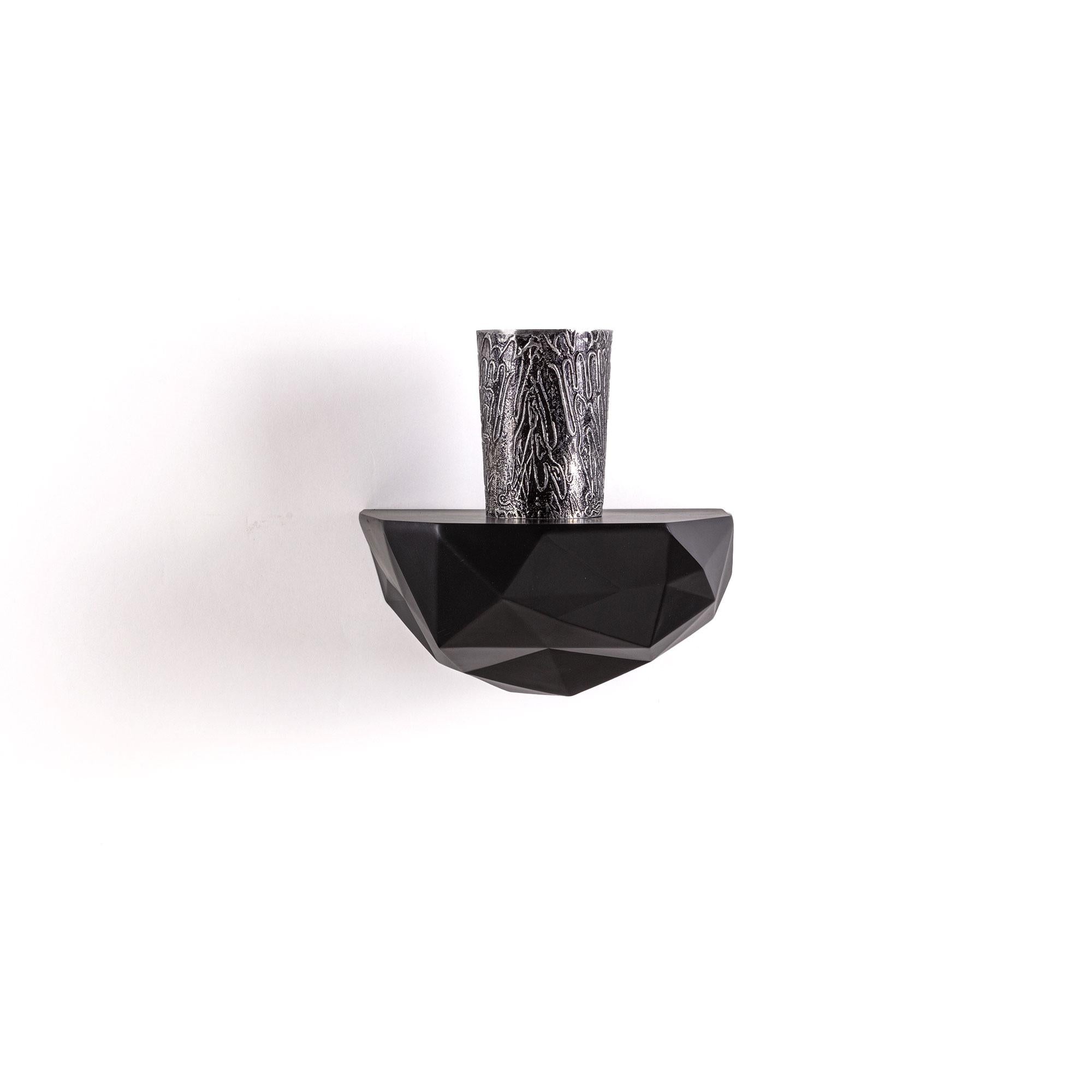 Space Rock wandplank small zwart