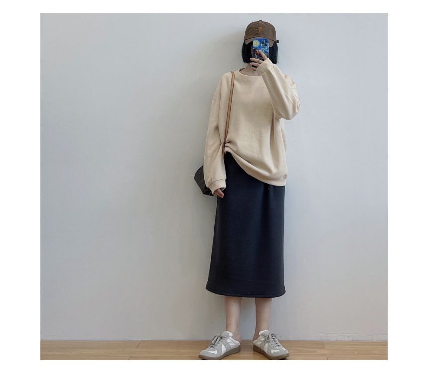 Aumoti - Sweatshirt met ronde hals en losse pasvorm