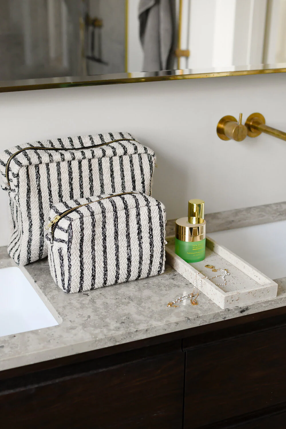 Bahne Interior  Makeup taske, Strib - 12x20 cm