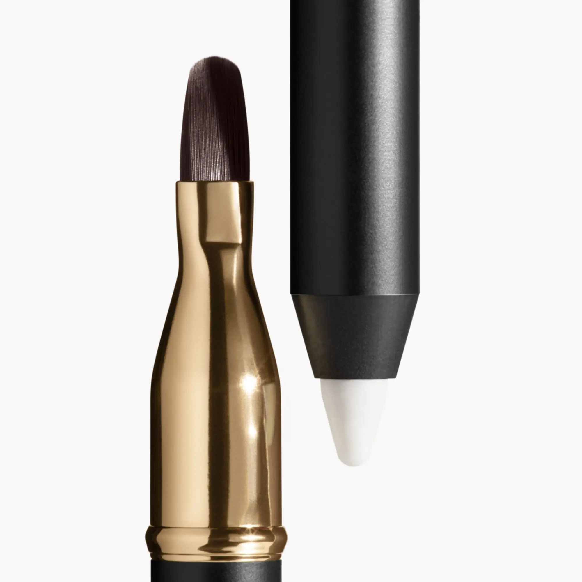 CHANEL - LE CRAYON LÈVRES Crayon à lèvres- Mascaras