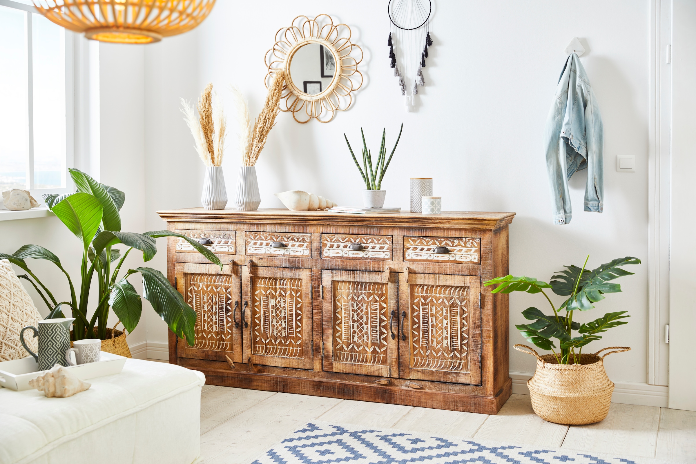 Home affaire Sideboard »Maneesh« Kommode aus massivem Mangoholz, viele Stauraummöglichkeiten, B/ 179cm