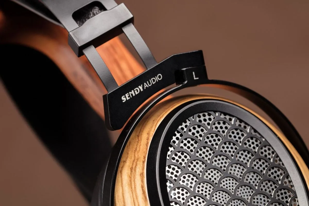 Sendy Audio Aiva Casques hi-fi