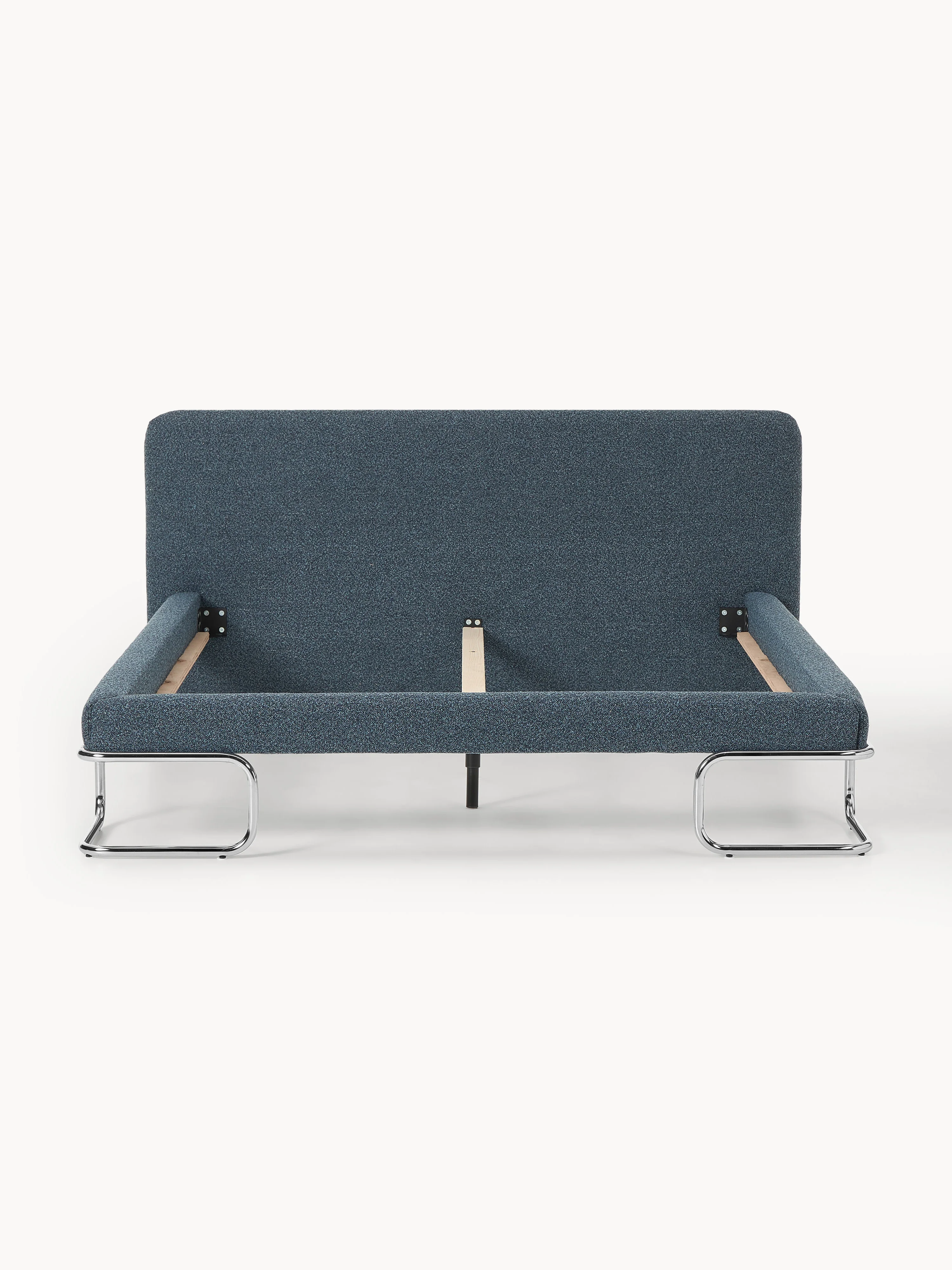 Bouclé gestoffeerd bed Olina met metalen poten