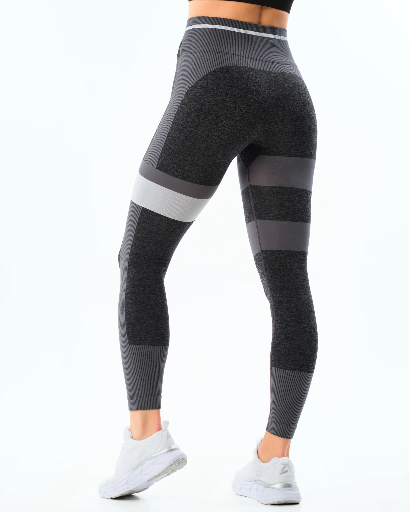 LEVITY Gravity Seamless Tights Black