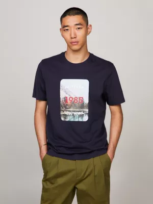 Camiseta com estampa de paisagem