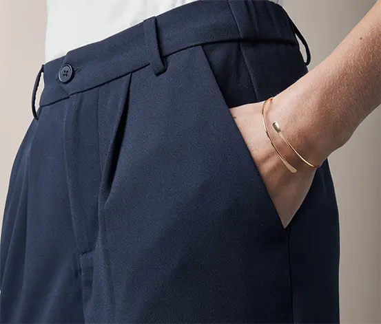 Hose mit Bundfalte